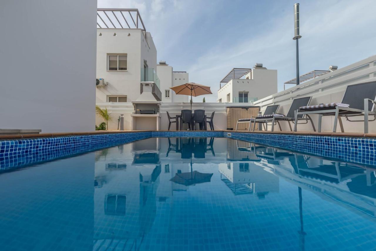 Nissini Villas 2 Ayia Napa Exterior photo